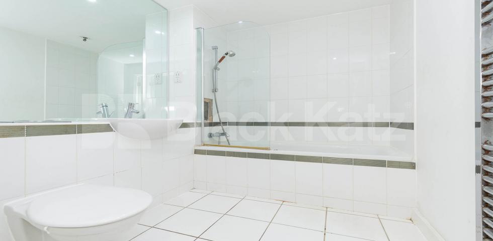 Modern 1 bed within a private luxury secure development mins to tube  Eden Grove, Holloway